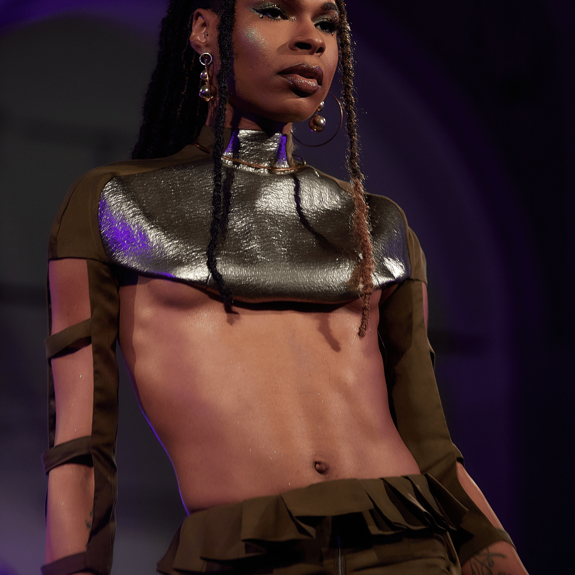 Vented Long-Sleeve Crop Top - LLESSUR NYC